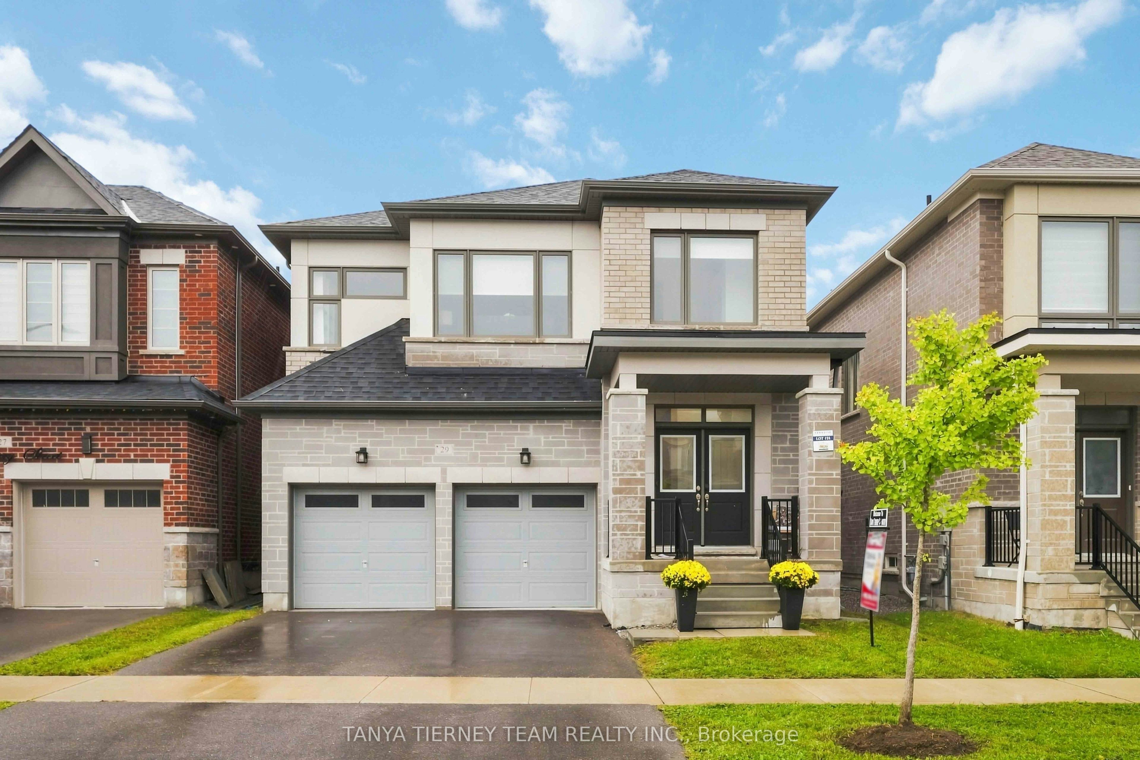 29 Vickery Street, Whitby, ON, L1P 0L2