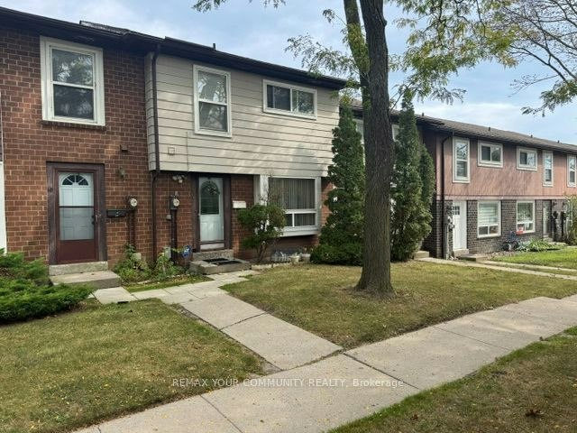 12 Jacques Lane, Ajax, ON, L1S 3L4