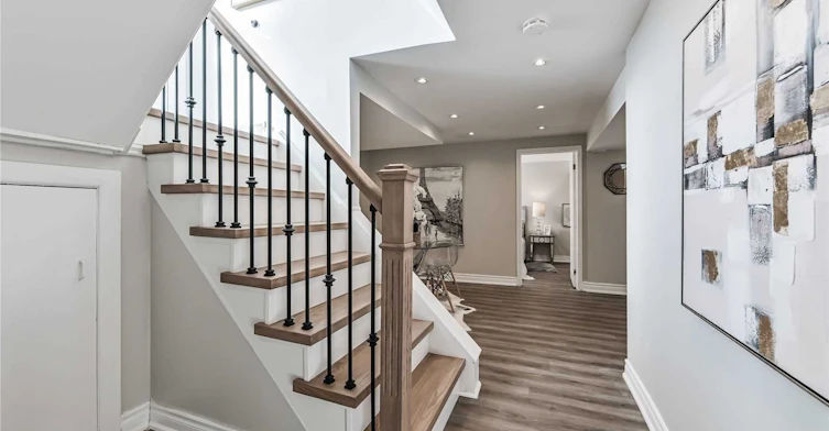 Lower-123 Bowman Avenue, Whitby, ON, L1N 3T7 - 2