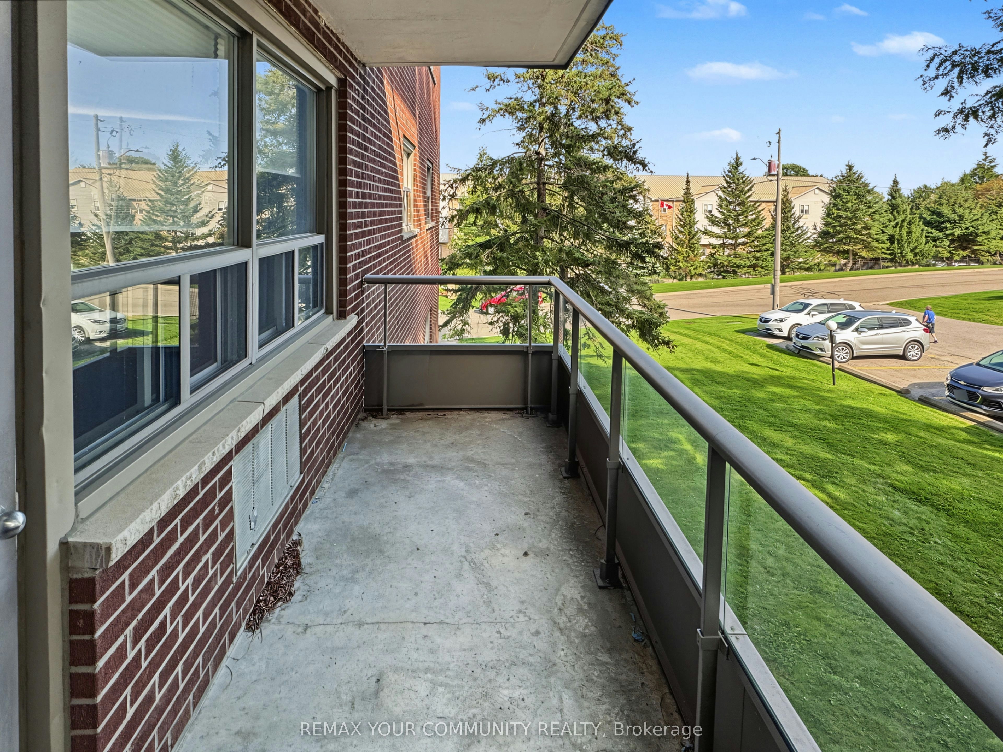108-199 Hillcroft Street, Oshawa, ON, L1G 2L7 - 4