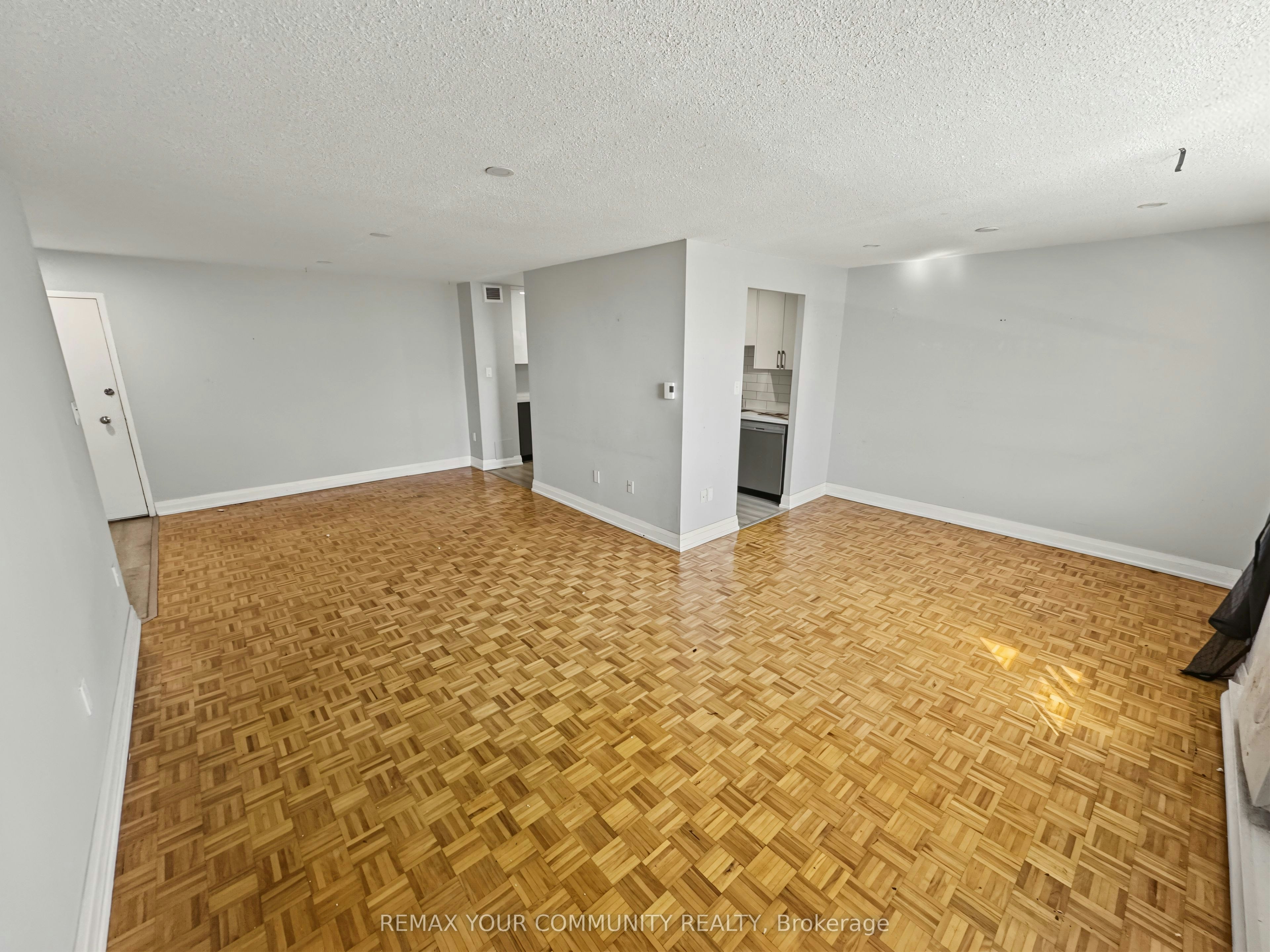 141-199 Hillcroft Street, Oshawa, ON, L1G 2L7 - 2