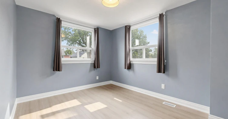 8 Harris Avenue, Toronto, ON, M4C 1P4 - 28