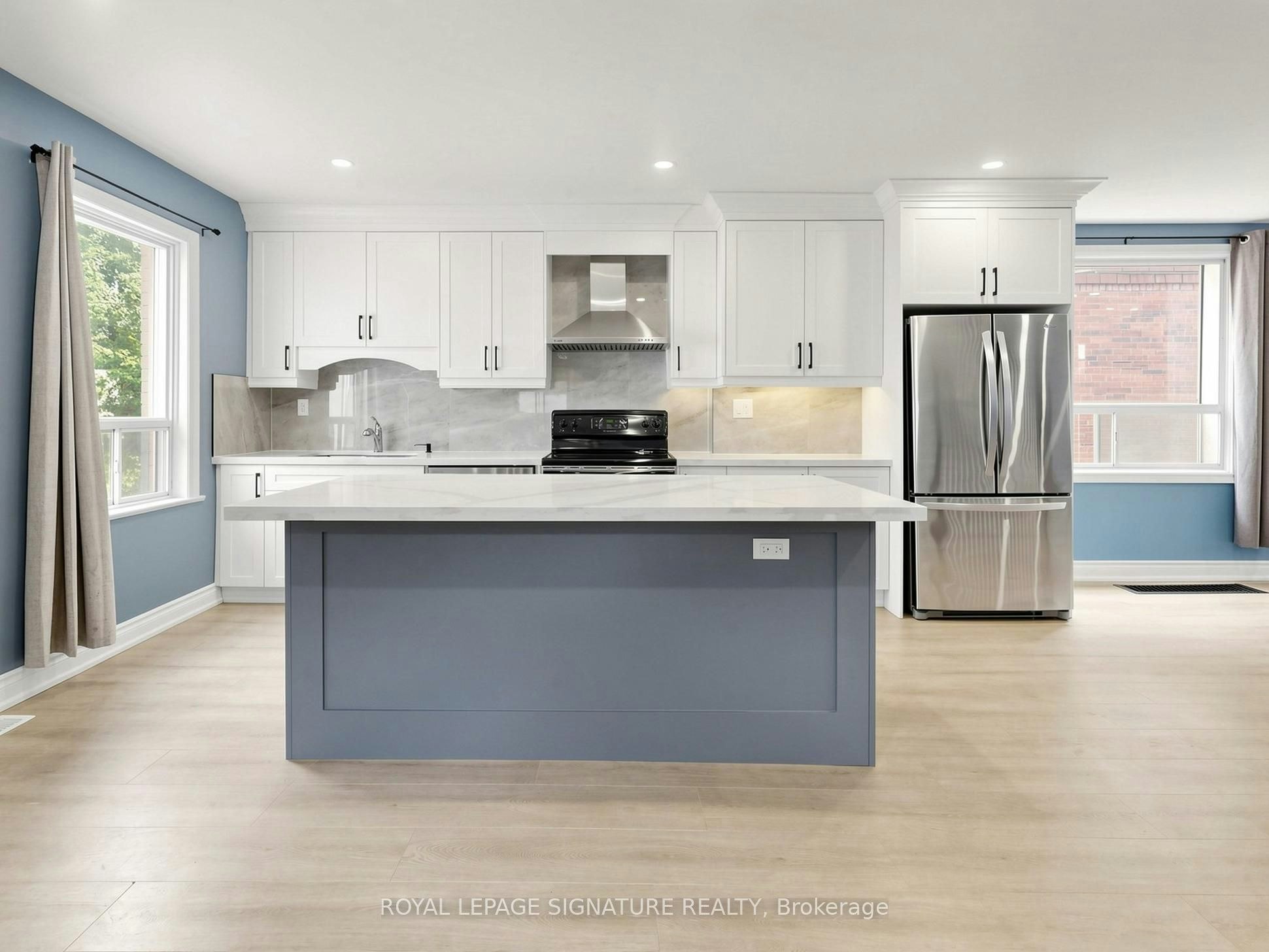 8 Harris Avenue, Toronto, ON, M4C 1P4 - 15