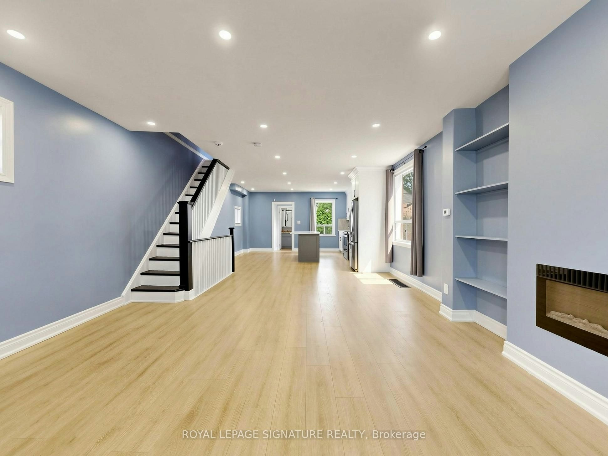 8 Harris Avenue, Toronto, ON, M4C 1P4 - 9