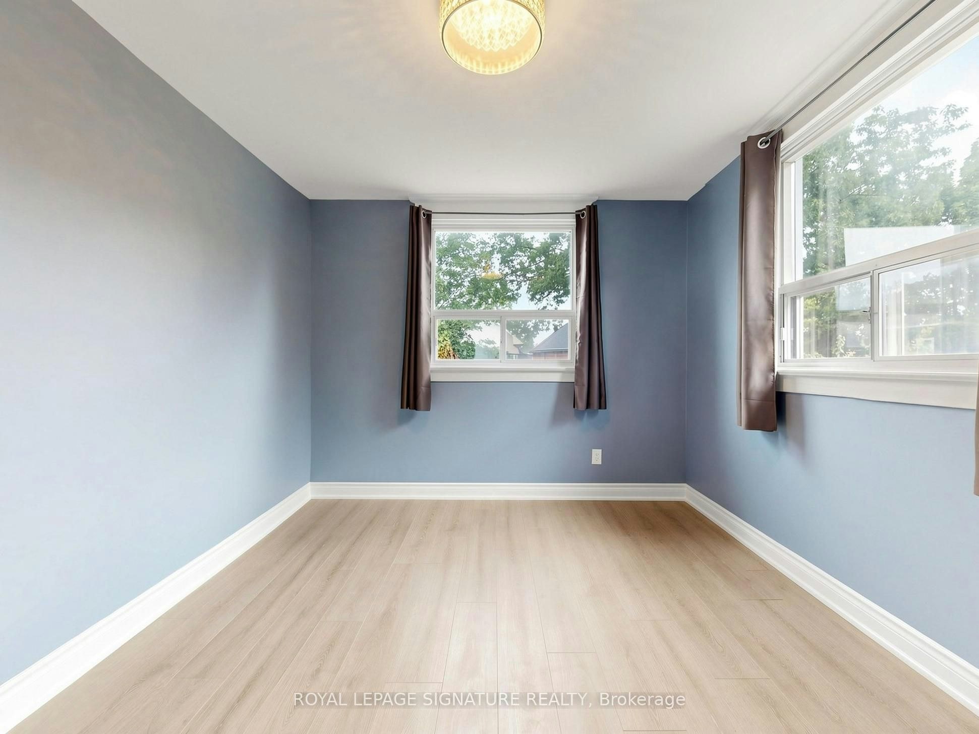 8 Harris Avenue, Toronto, ON, M4C 1P4 - 29
