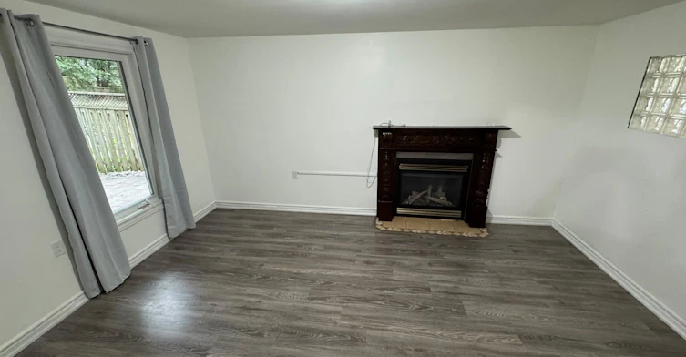 Lower-1107 Beaver Valley Crescent, Oshawa, ON, L1J 8N4 - 4