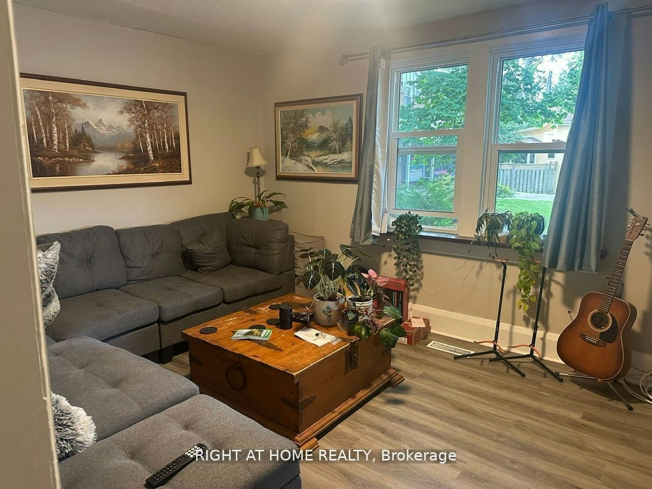 522 Kingston Road W, Ajax, ON, L1T 3A3 - 4