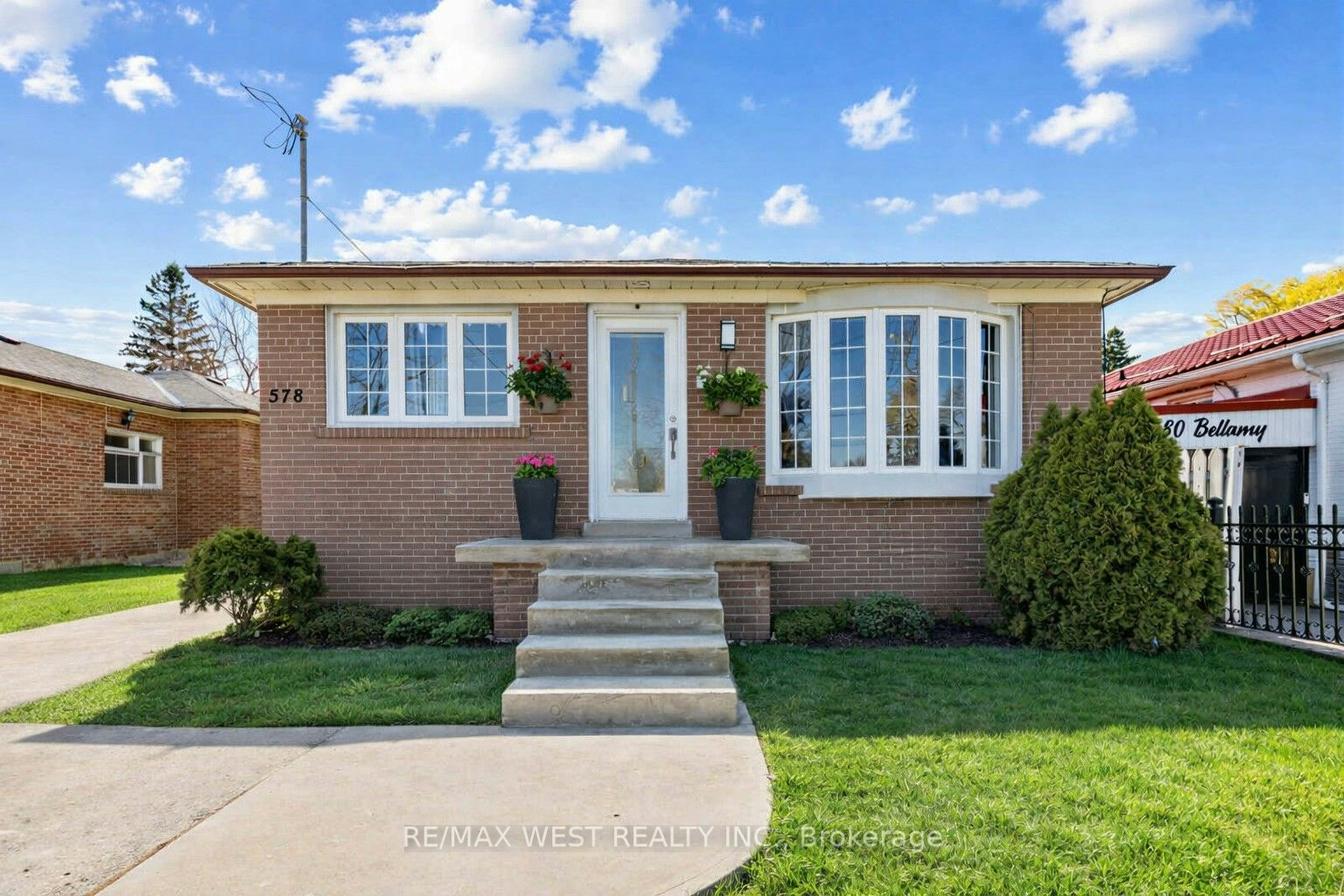 578 Bellamy Road N, Toronto, ON, M1H 1G4
