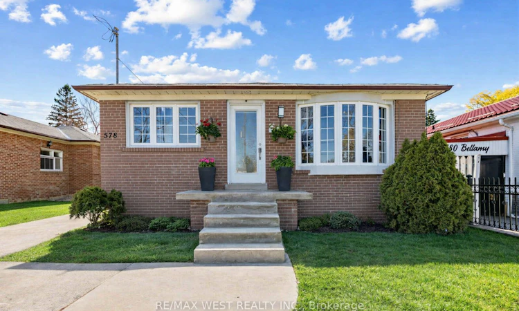 578 Bellamy Road N