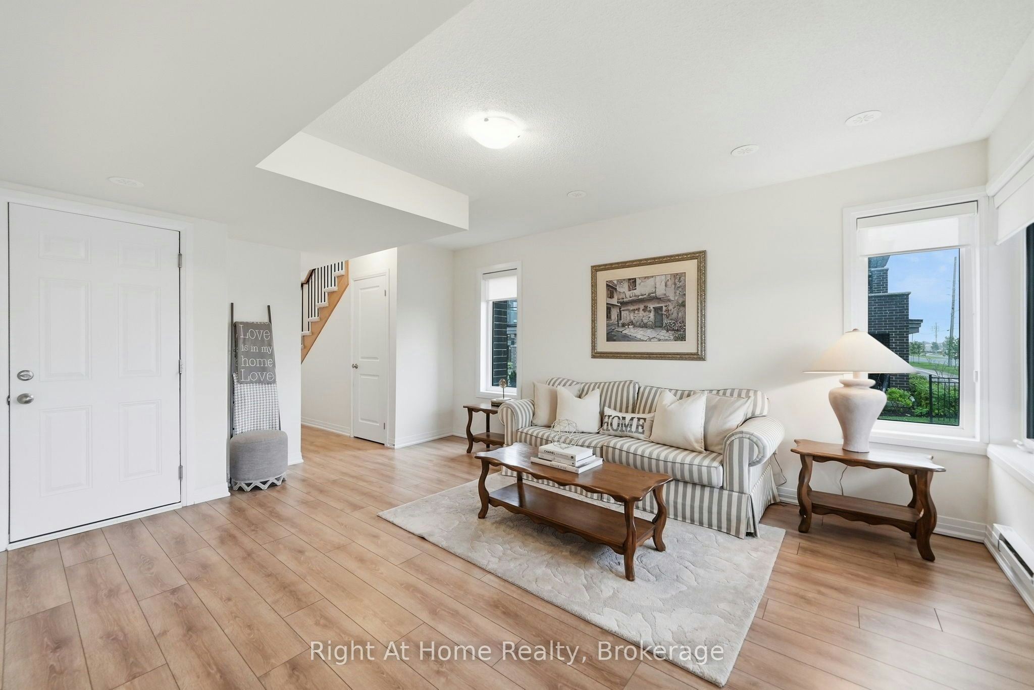 52 Emmas Way, Whitby, ON, L1R 0S7 - 4