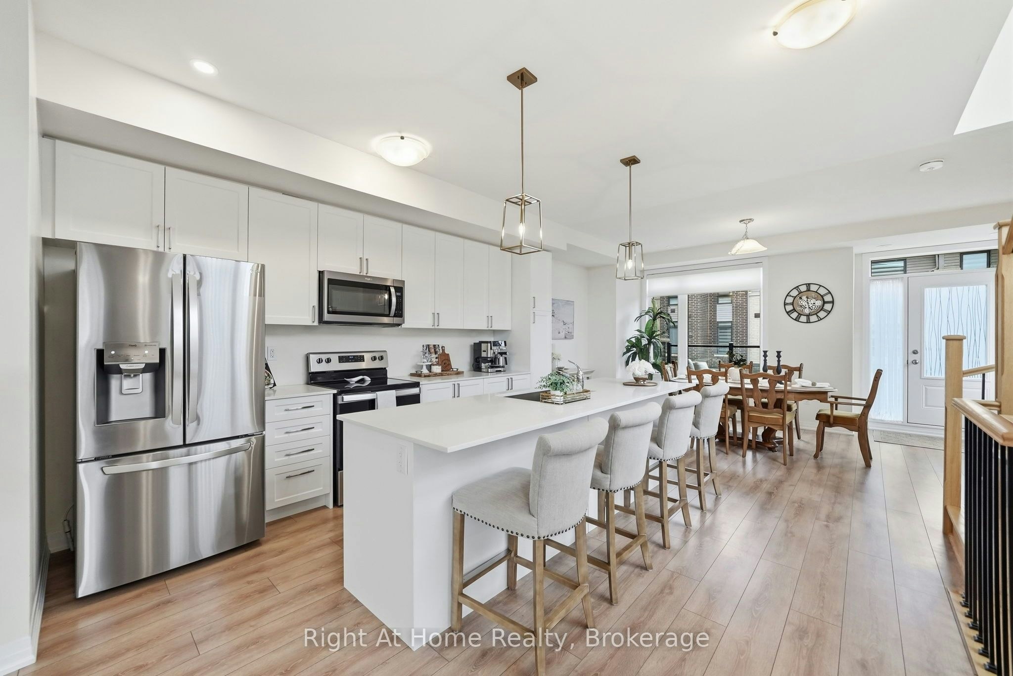 52 Emmas Way, Whitby, ON, L1R 0S7 - 6