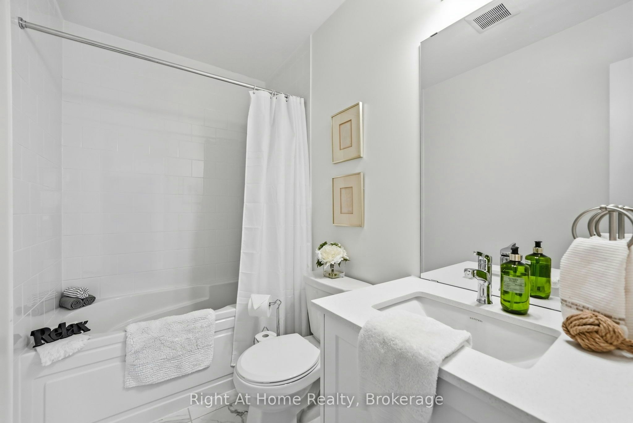52 Emmas Way, Whitby, ON, L1R 0S7 - 28