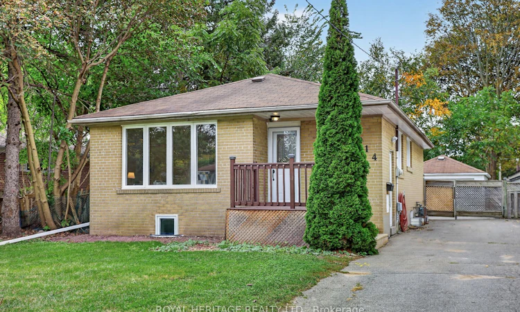 914 Donovan Crescent
