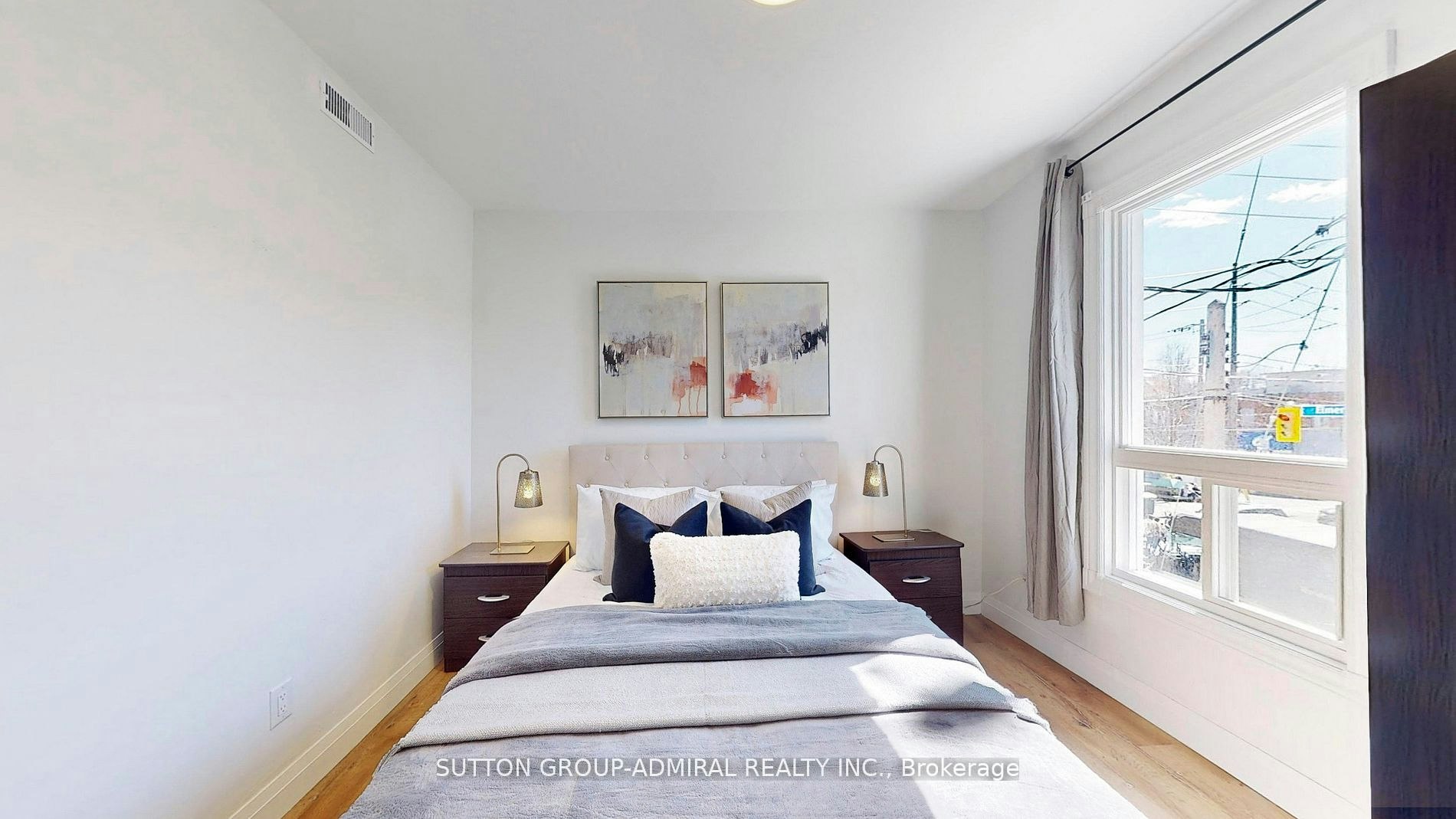 Upper 1-1930 Queen Street E, Toronto, ON, M4L 1H6 - 21