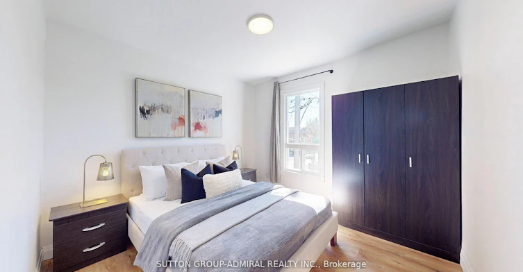 Upper 1-1930 Queen Street E, Toronto, ON, M4L 1H6 - 20