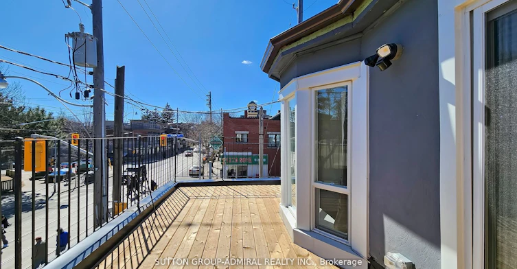 Upper 1-1930 Queen Street E, Toronto, ON, M4L 1H6 - 28