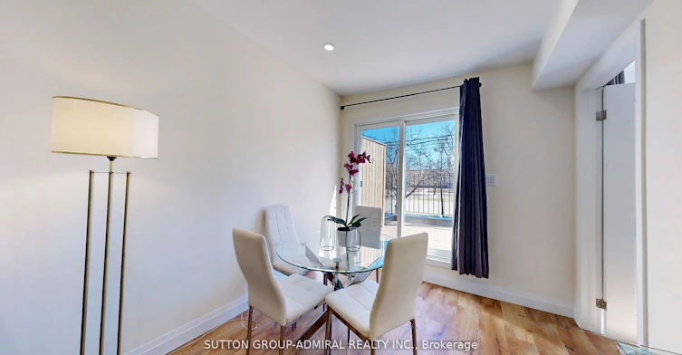 Upper 1-1930 Queen Street E, Toronto, ON, M4L 1H6 - 10