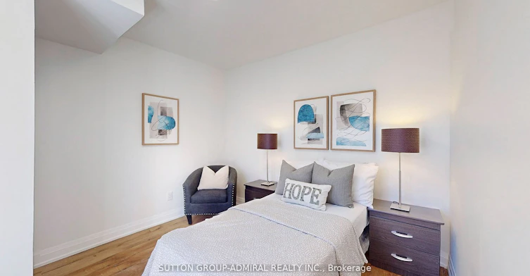 Upper 1-1930 Queen Street E, Toronto, ON, M4L 1H6 - 23