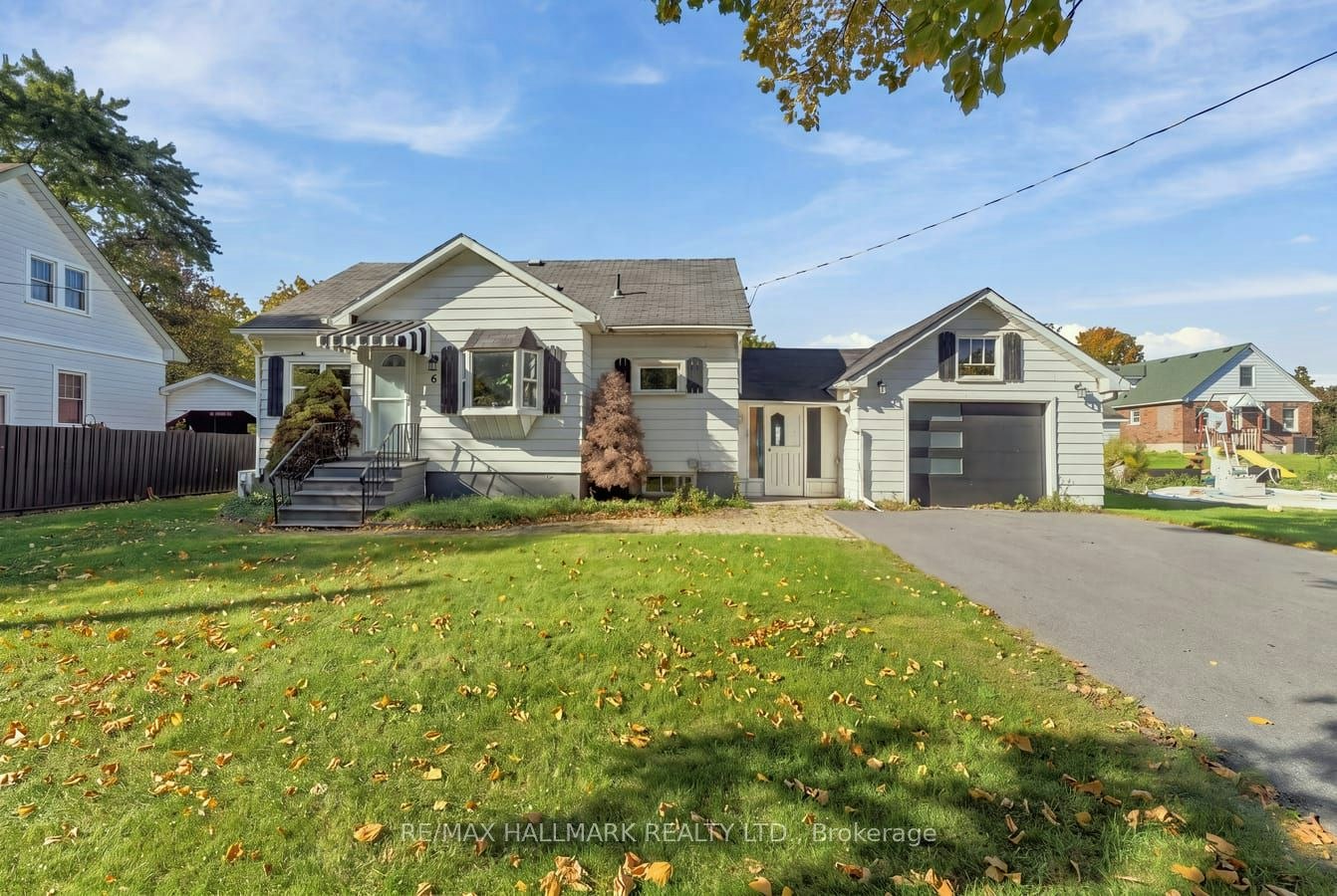 6 Albert Street, Whitby, ON, L1M 1A1