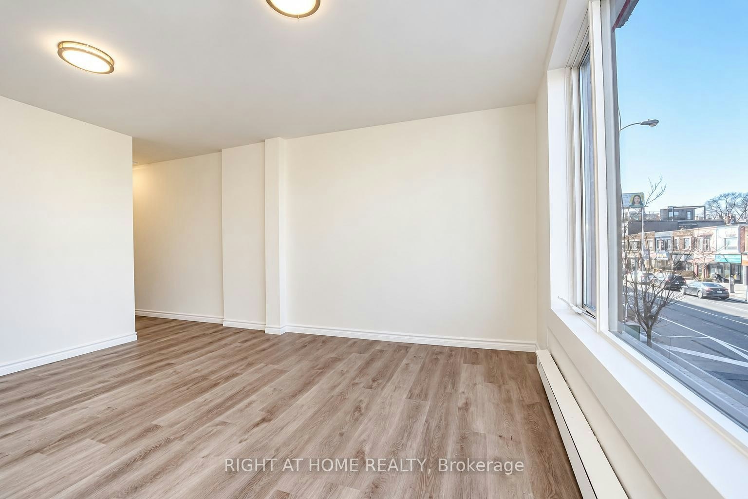 Upper-843 Danforth Avenue, Toronto, ON, M4J 1L2 - 7