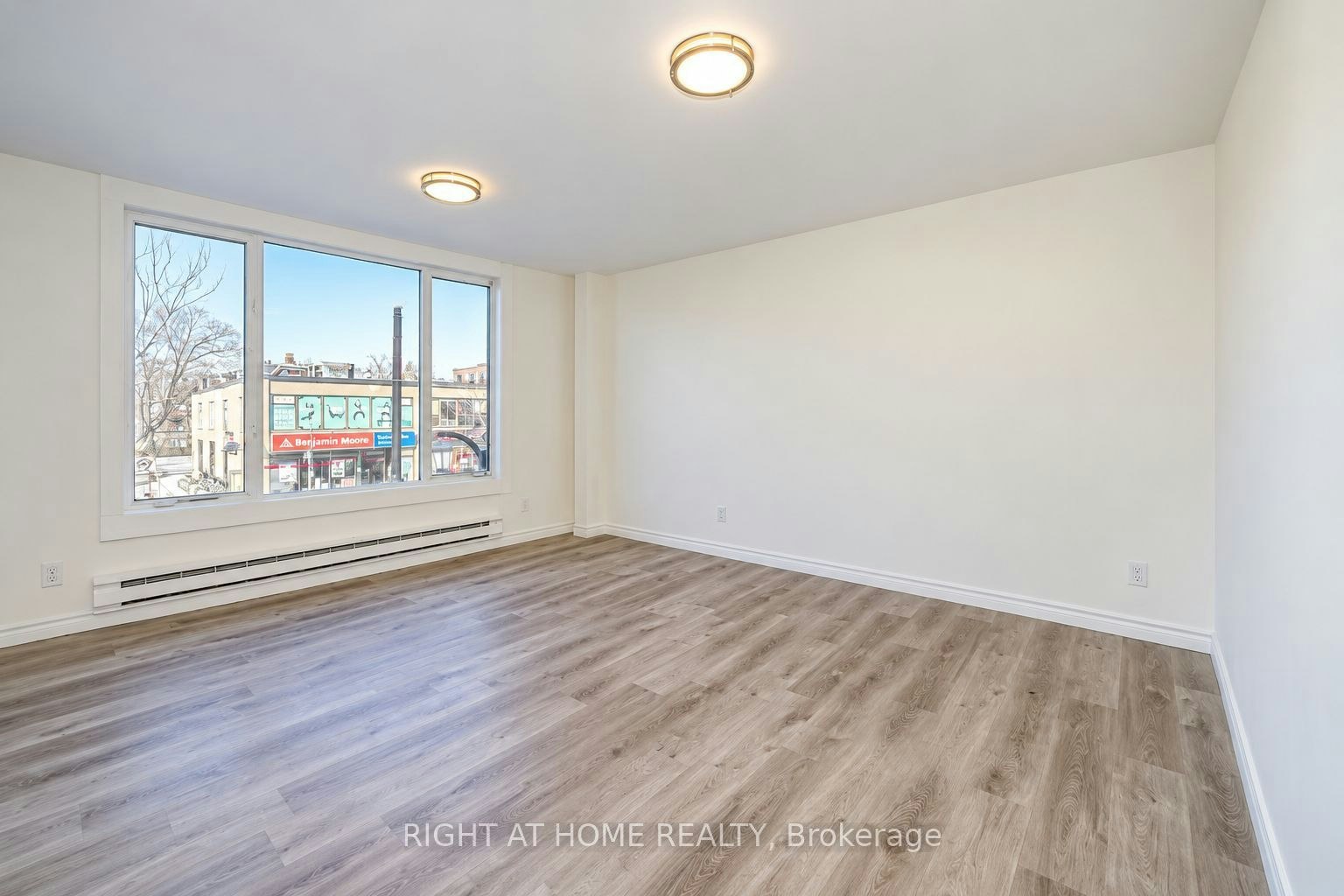 Upper-843 Danforth Avenue, Toronto, ON, M4J 1L2 - 2