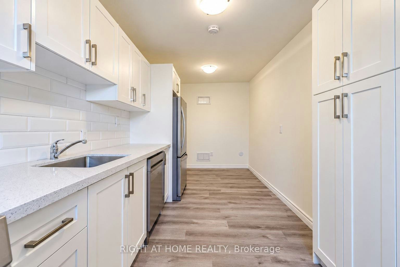 Upper-843 Danforth Avenue, Toronto, ON, M4J 1L2 - 10