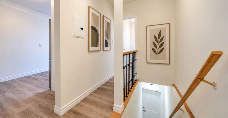 Upper-843 Danforth Avenue, Toronto, ON, M4J 1L2 - 26