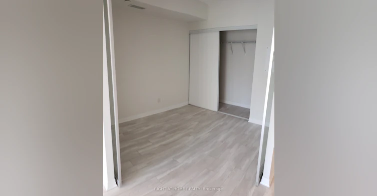 211-1630 Queen Street E, Toronto, ON, M4L 0B3 - 4