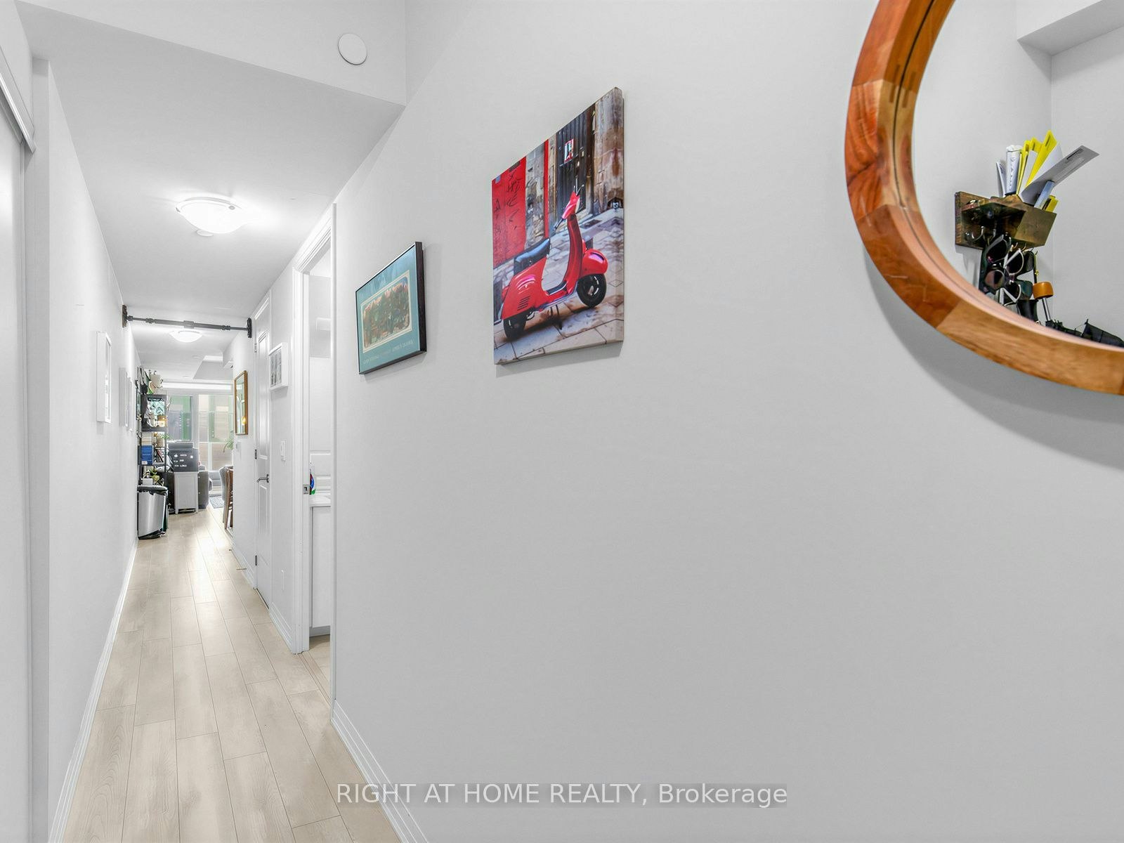 211-1630 Queen Street E, Toronto, ON, M4L 0B3 - 12