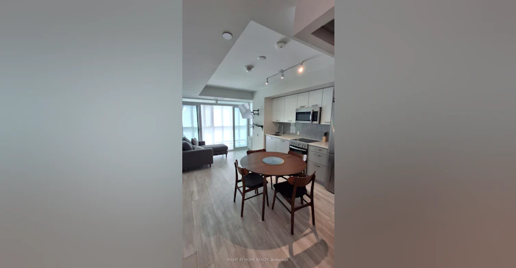 211-1630 Queen Street E, Toronto, ON, M4L 0B3 - 2