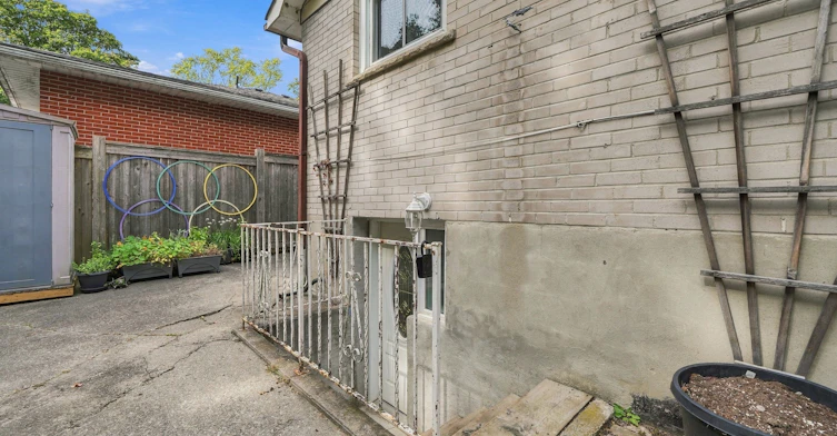 Lower-531 Rodd Avenue, Pickering, ON, L1W 2B1 - 17