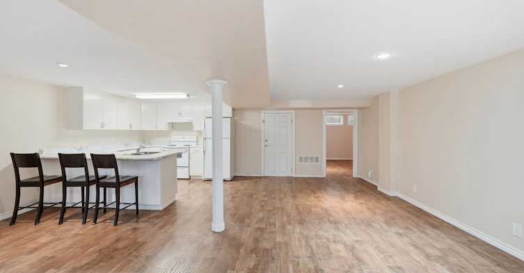 Lower-531 Rodd Avenue, Pickering, ON, L1W 2B1 - 2