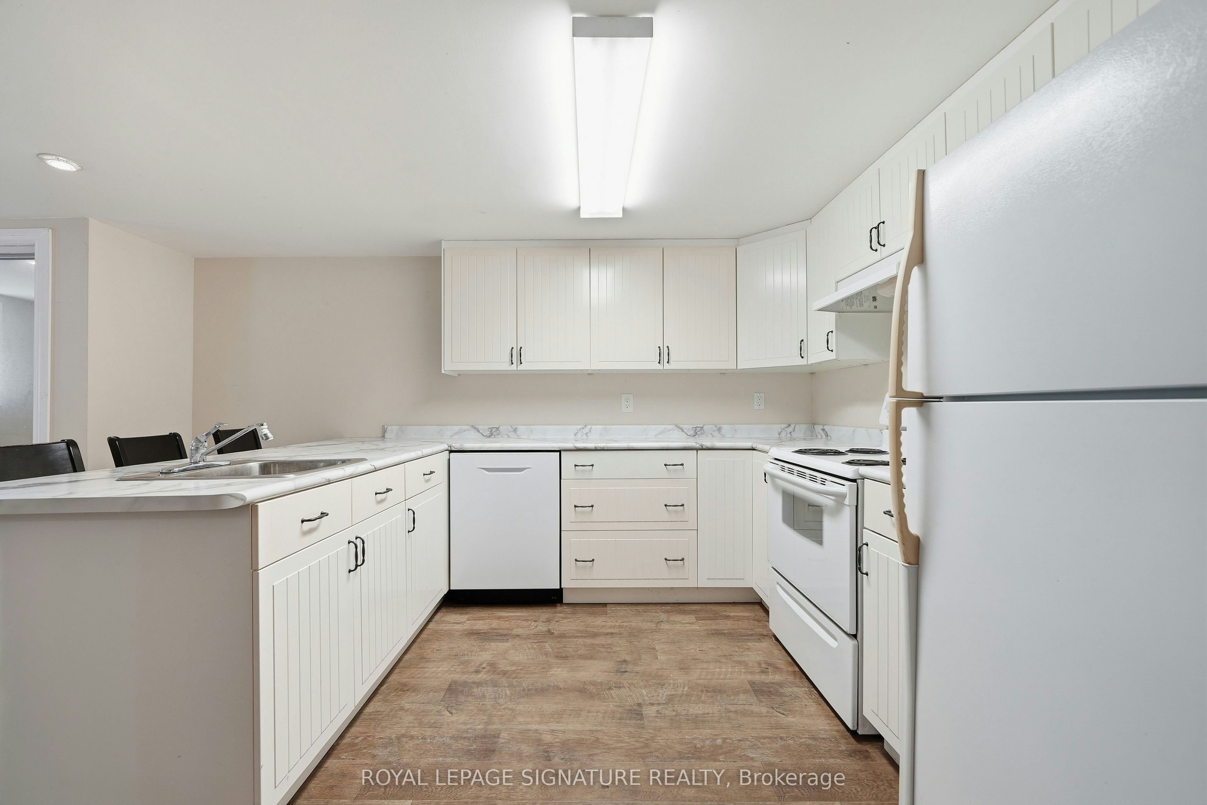 Lower-531 Rodd Avenue, Pickering, ON, L1W 2B1 - 6