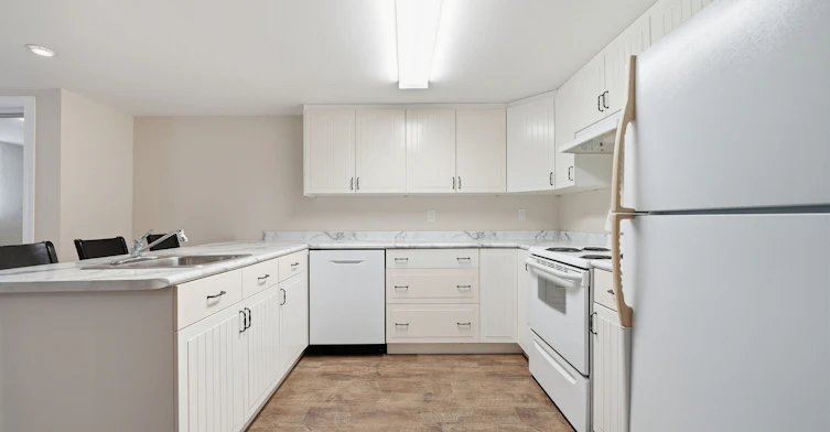 Lower-531 Rodd Avenue, Pickering, ON, L1W 2B1 - 6