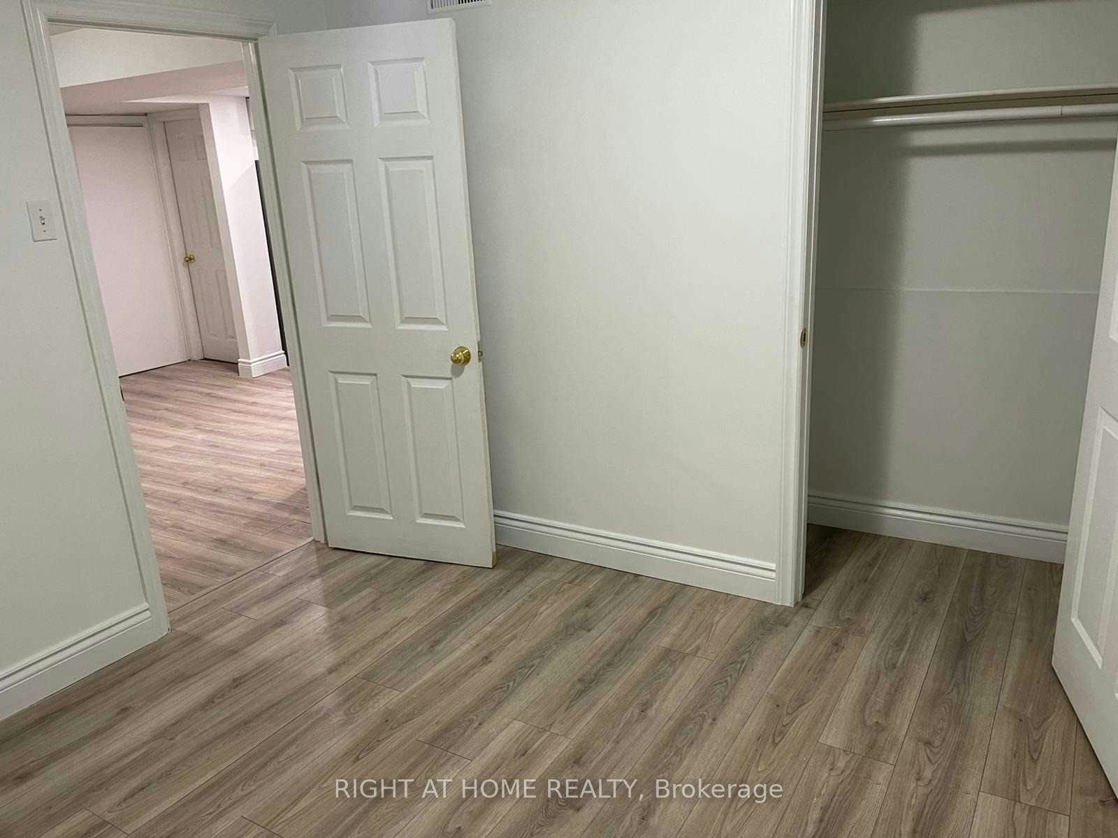 727 Down Crescent, Oshawa, ON, L1H 7X9 - 9
