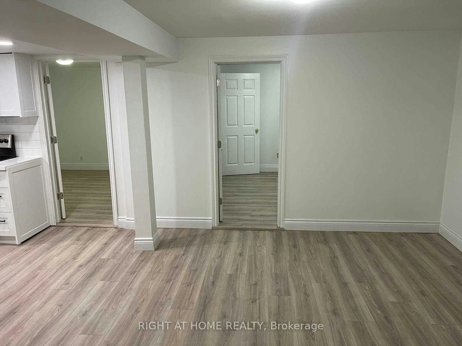 727 Down Crescent, Oshawa, ON, L1H 7X9 - 7