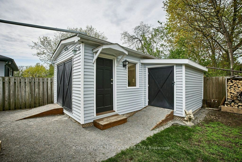 Lower-304 Palmerston Avenue, Whitby, ON, L1N 3E9 - 14
