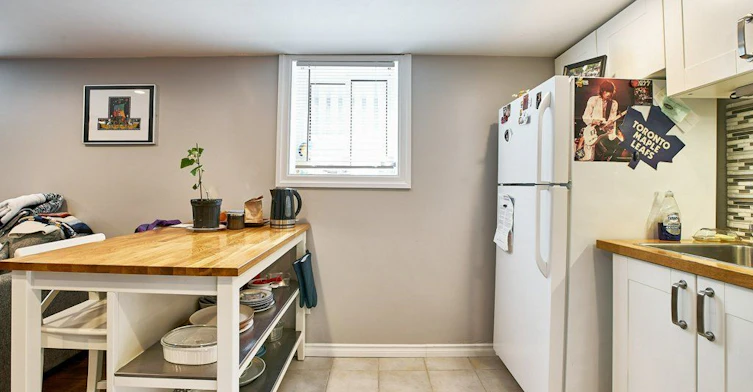 Lower-304 Palmerston Avenue, Whitby, ON, L1N 3E9 - 7