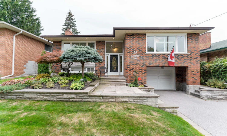 59 Landfair Crescent