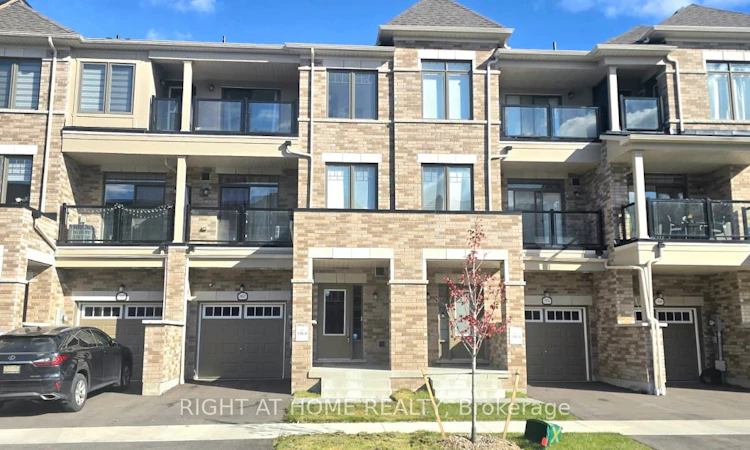 1992 Cameron Lott Crescent