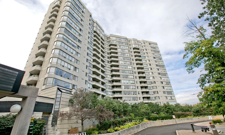 1204-160 Alton Towers Circle