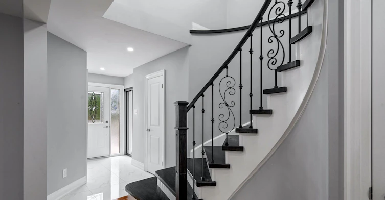 700 Stonepath Circle, Pickering, ON, L1V 3T1 - 3