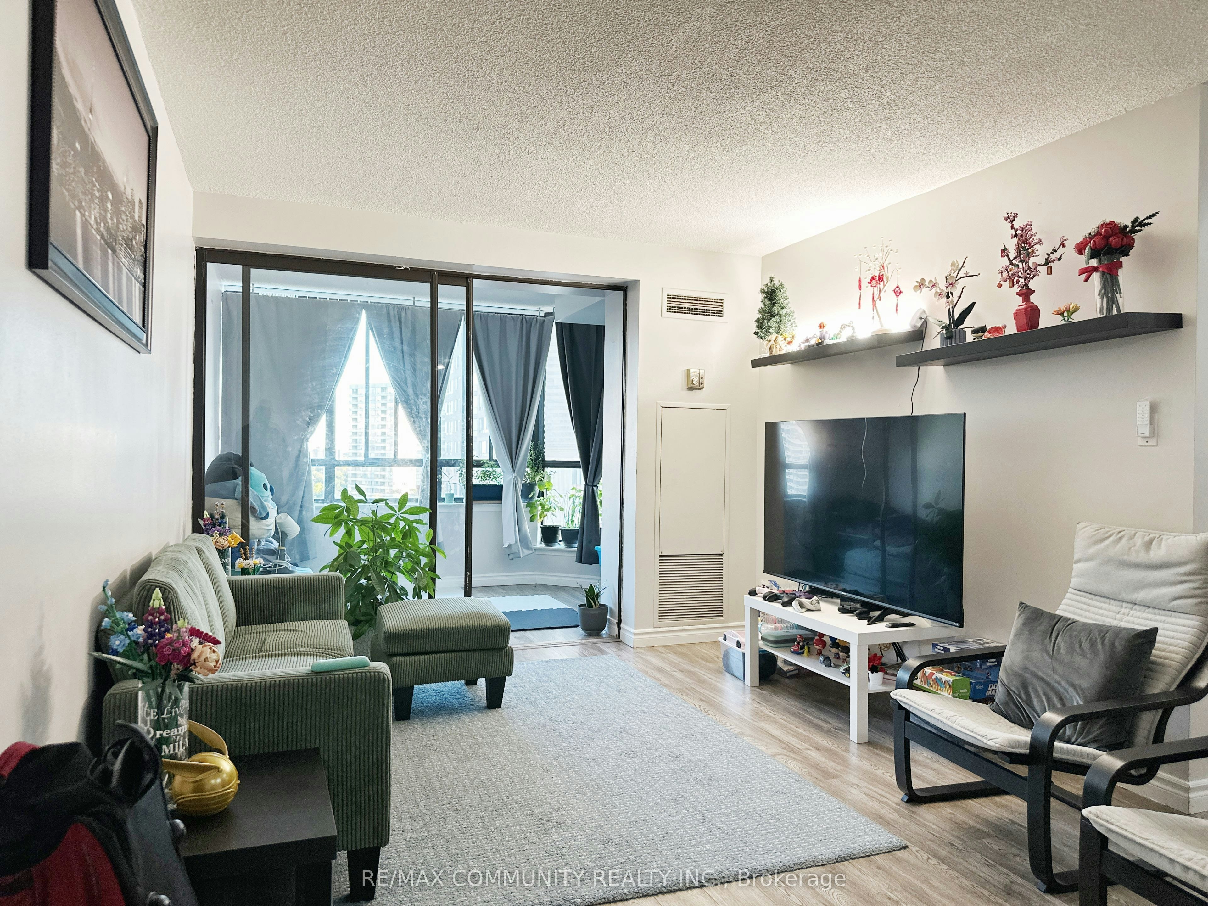 1133-25 Bamburgh Circle, Toronto, ON, M1W 3W2 - 13
