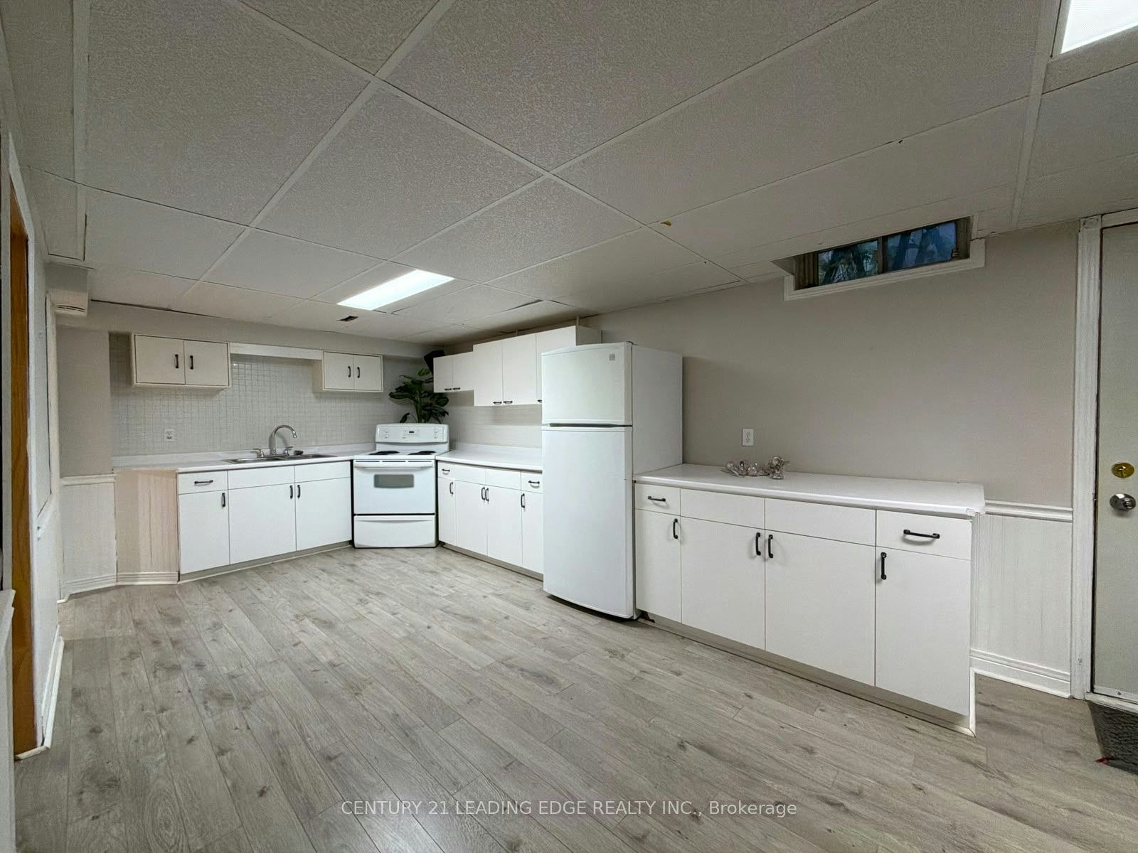 Lower-1237 Fieldstone Circle, Pickering, ON, L1X 1B9 - 4