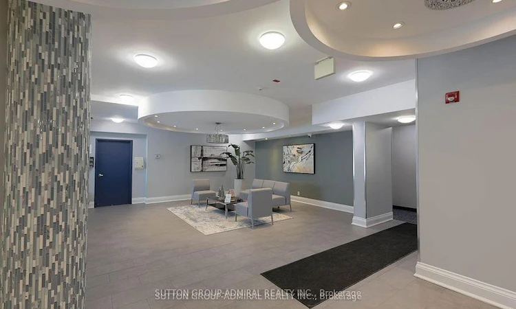 409-60 Fairfax Crescent