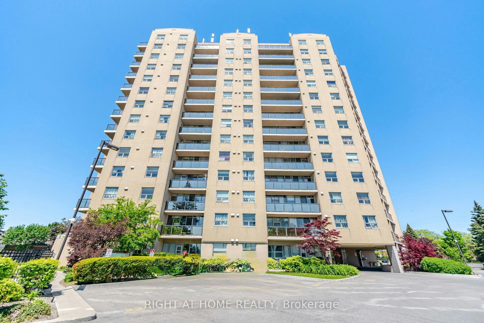 108-2 Westney Road N, Ajax, ON, L1H 3H3