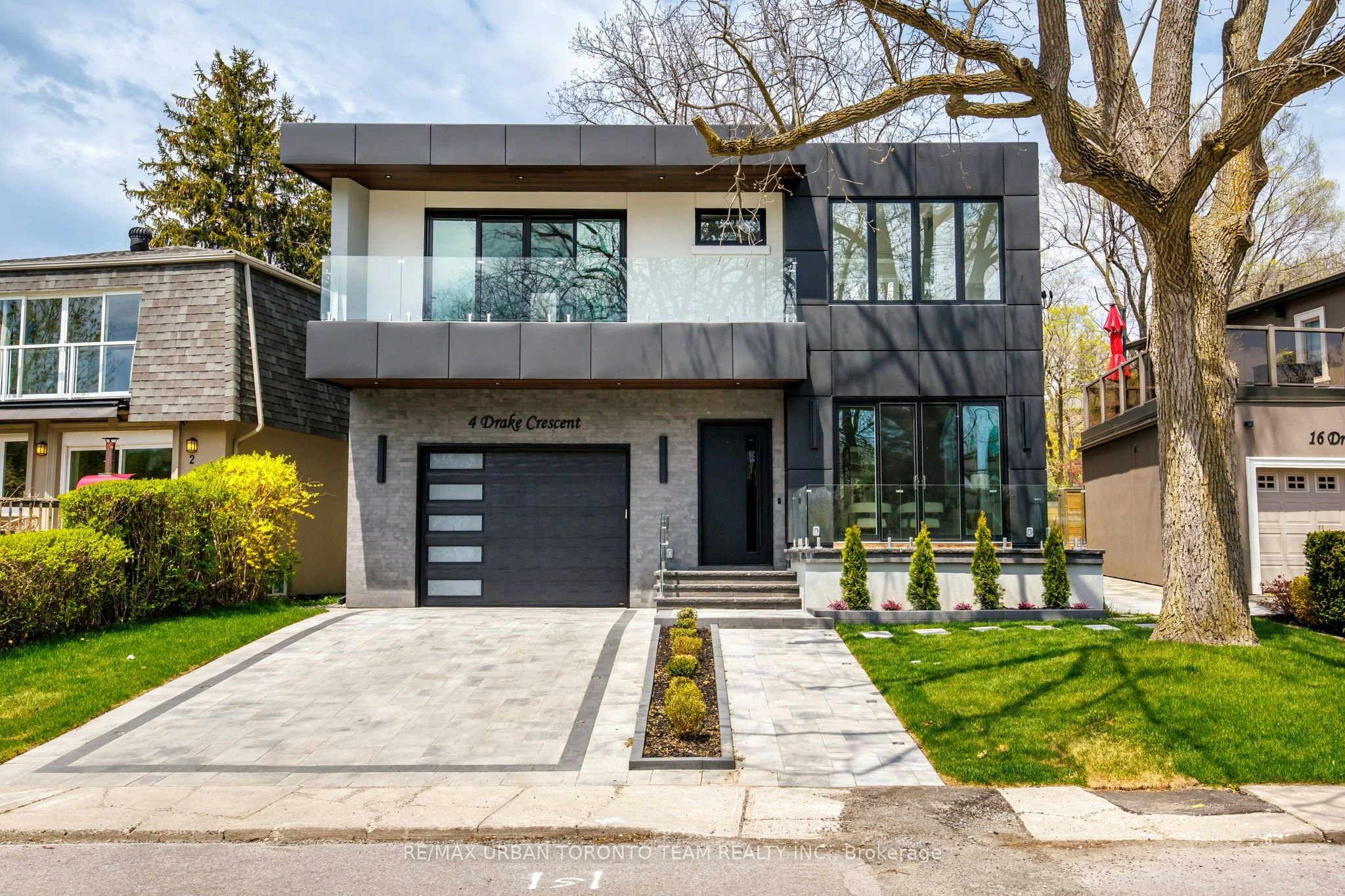 4 Drake Crescent, Toronto, ON, M1M 1A2