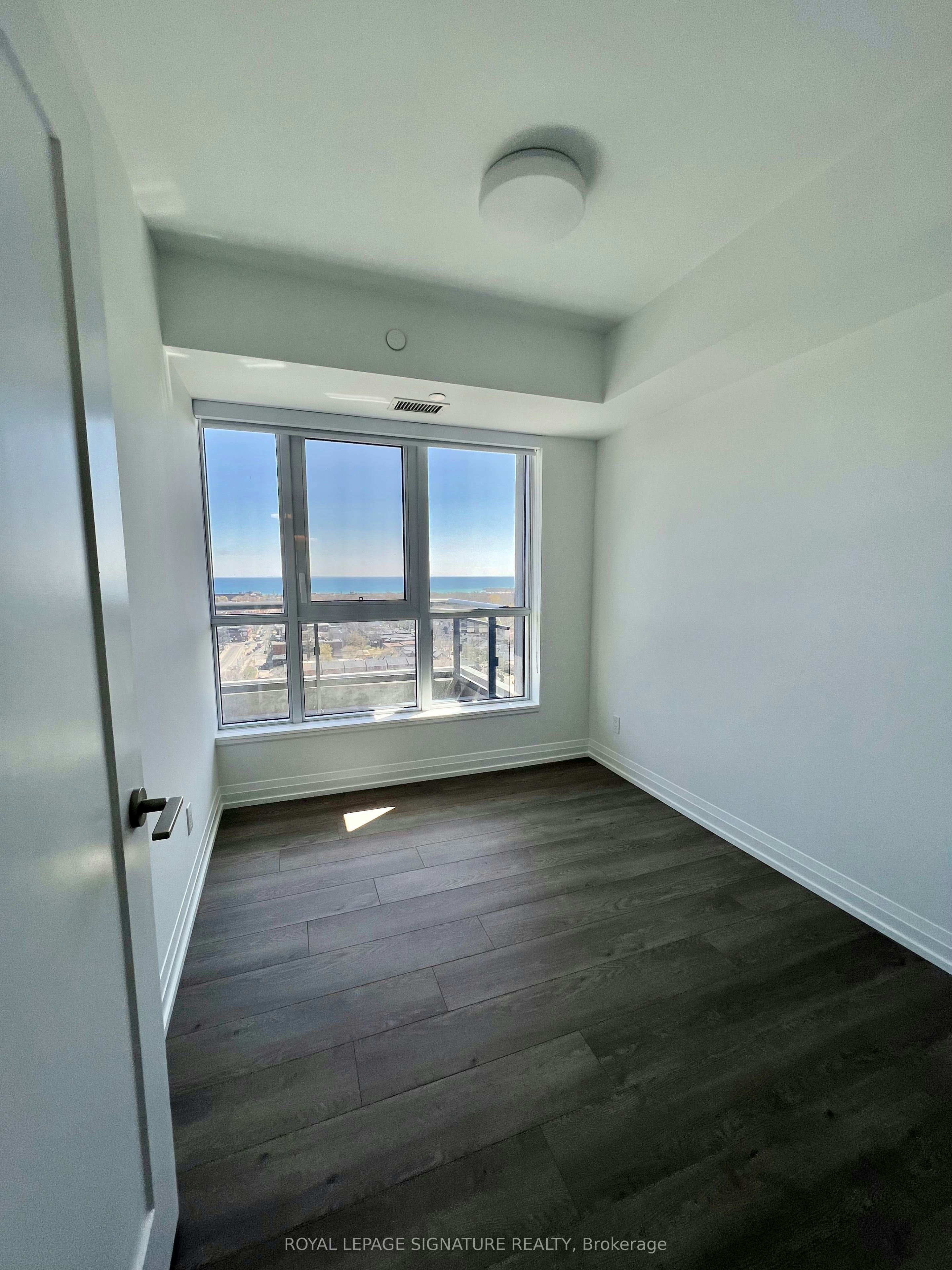 1707-286 Main Street, Toronto, ON, M4C 0B3 - 5