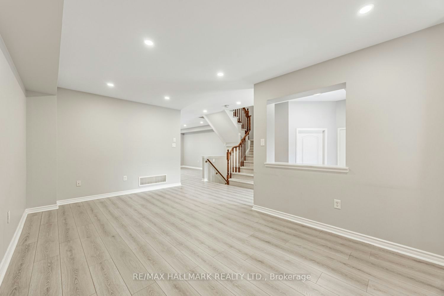 6 Dollery Gate, Ajax, ON, L1T 0G7 - 5