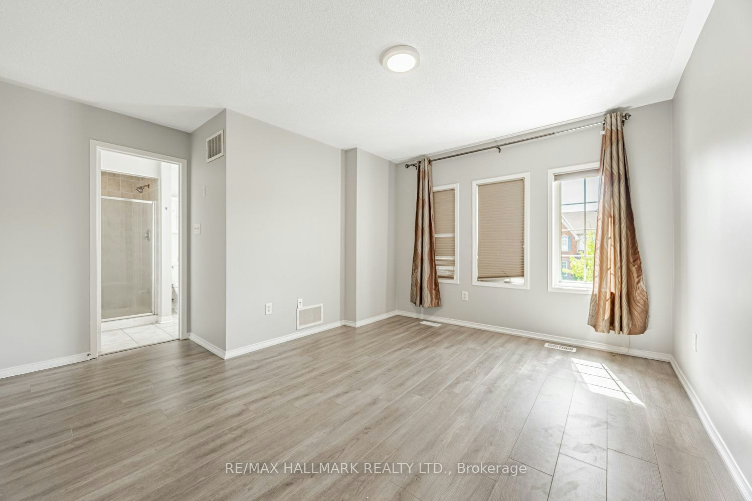 6 Dollery Gate, Ajax, ON, L1T 0G7 - 19
